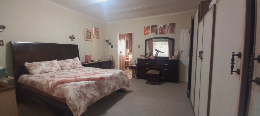 3 Bedroom Property for Sale in Grimbeeck Park North West